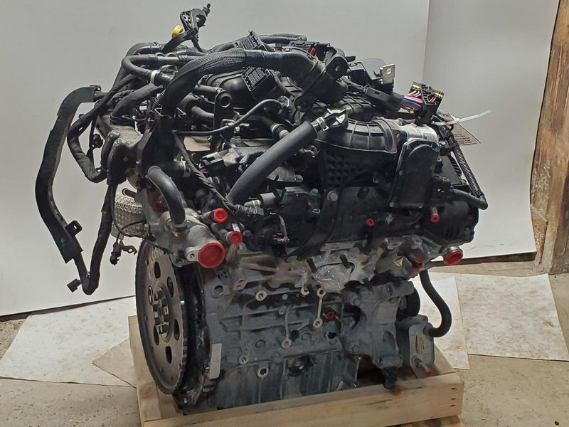 2020 Kia K900 (3.3L, AWD, VIN 6, 8th digit) Used Engine (Price- 6996)