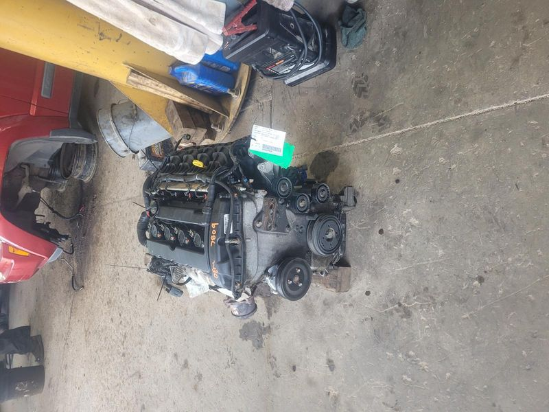 2014 Dodge JOURNEY 2.4L (VIN B, 8th digit), 6 speed transmission Used Engine (Price- 2830)