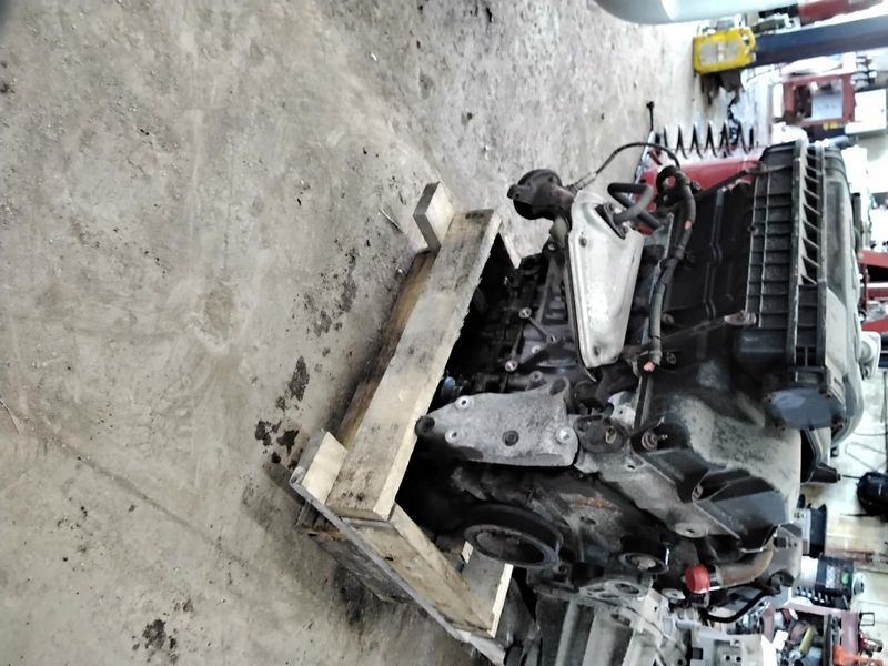 2006 Dodge MAGNUM 2.7L, VIN T (8th digit) Used Engine (Price- 4820)
