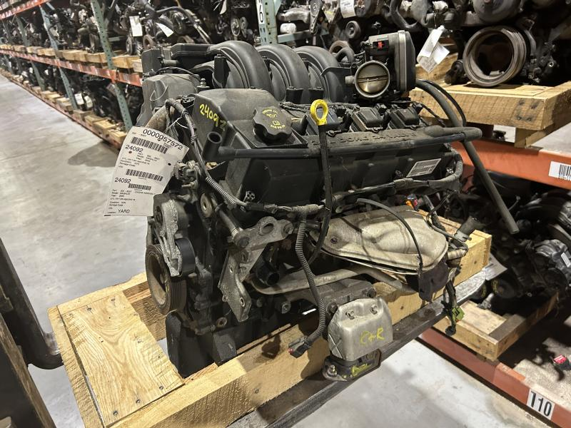 2005 Dodge MAGNUM 2.7L, VIN R (8th digit) Used Engine (Price- 3104)