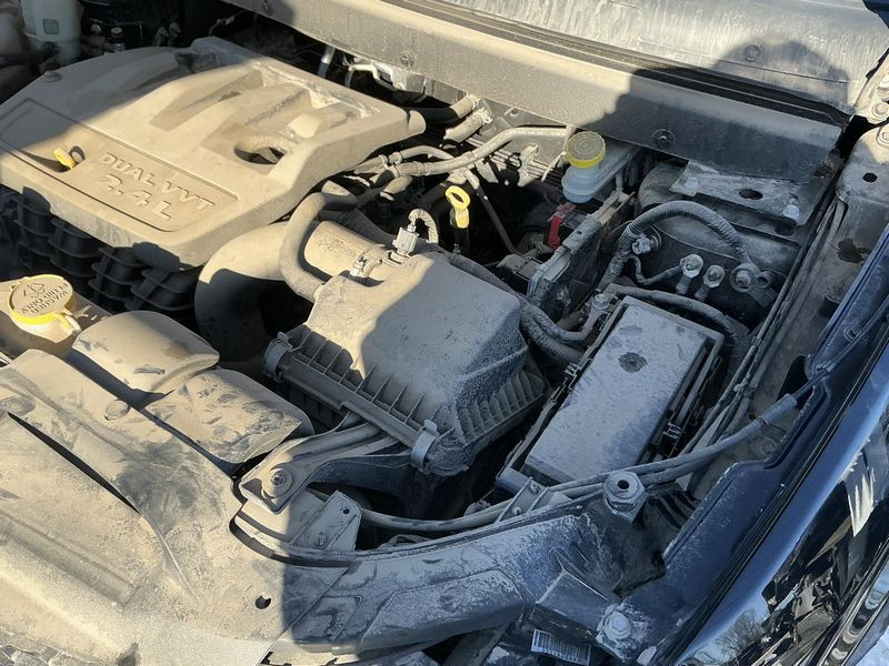 2015 Dodge JOURNEY 2.4L (VIN B, 8th digit), 4 speed transmission Used Engine (Price- 4414)