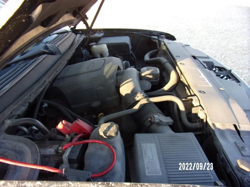 2010 Chevy Avalanche 5.3l V8, Used Engine