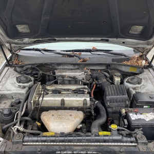 2006 Kia MAGENTIS  Engine split 2.4L L4